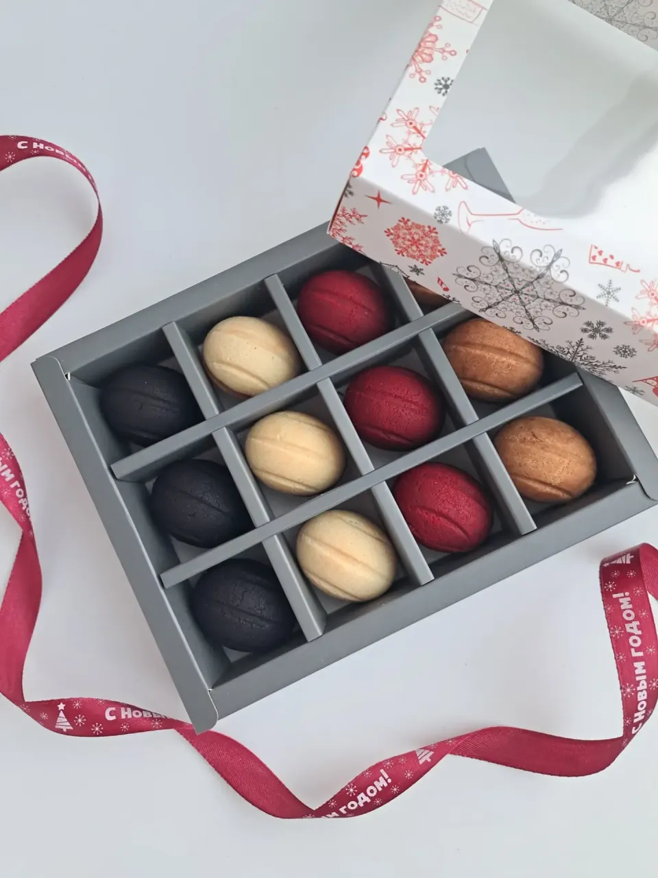 Набор орешков микс вкусов 12 шт.