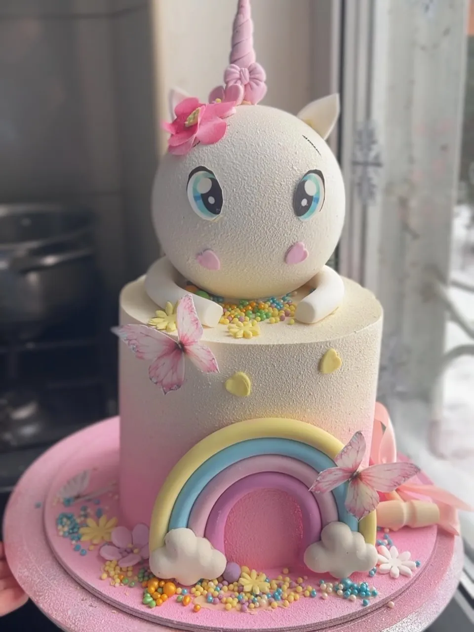 Торт с пиньятой