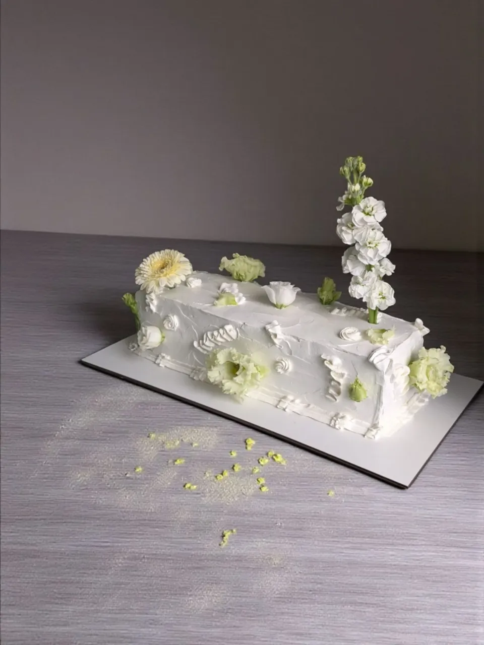 Прямоугольный свадебный торт